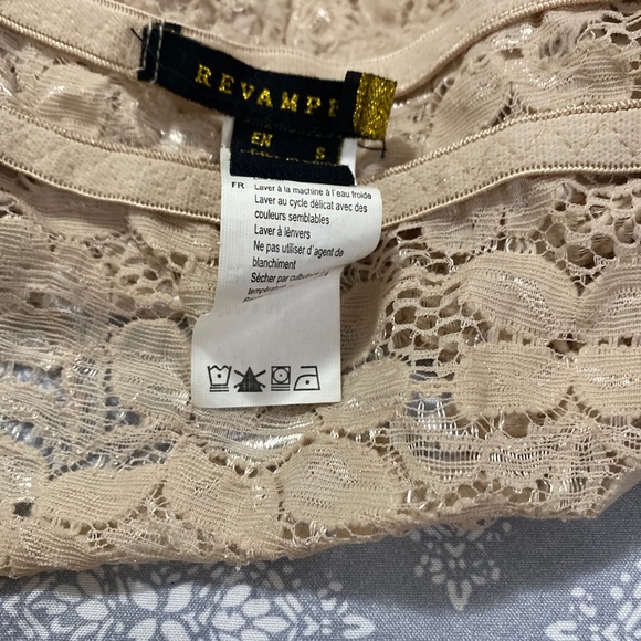 Sirens Lace padded Bralette - Picture 4 of 4